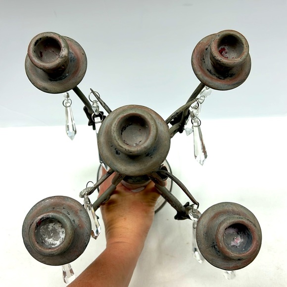 Vintage style heavy metal and ceramic 5 light candelabra with crystals - Picture 5 of 8